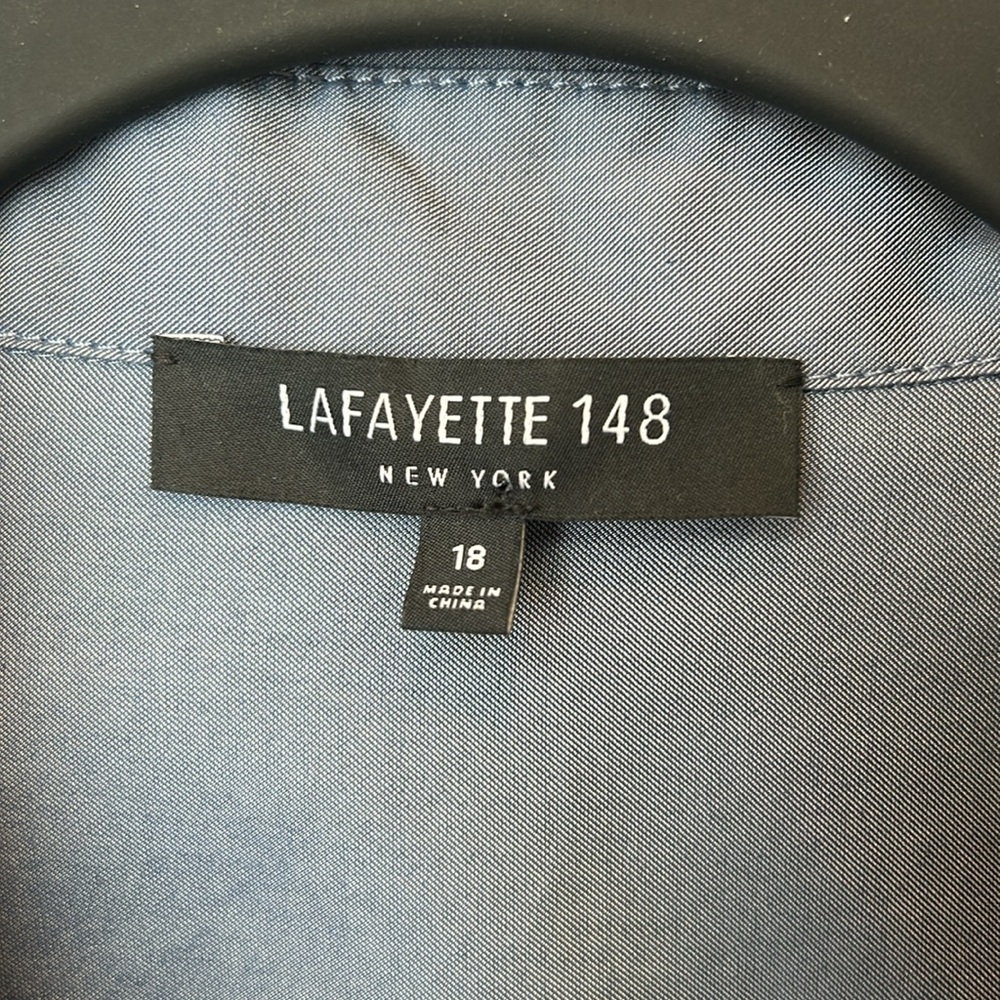 Lafayette 148 New York Iridescent Blue Silk Blend Button Down Shirt w/Pockets 18 - Picture 9 of 10